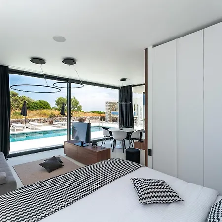 וילה Amara Luxury