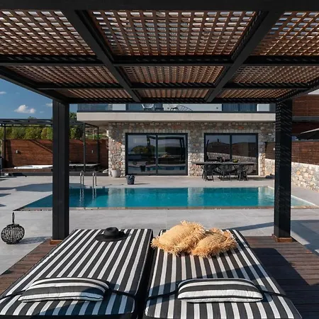 Amara Luxury *