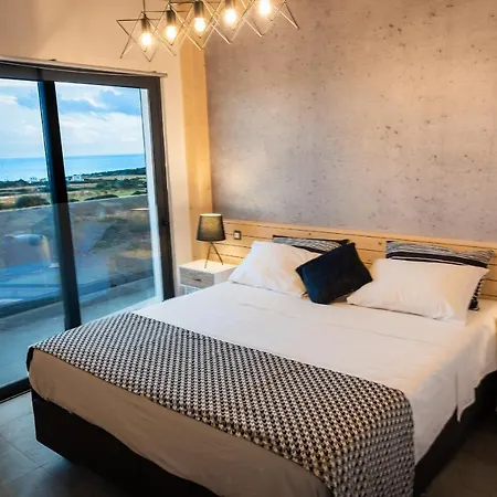 Amara Luxury