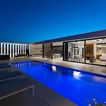 Вилла Amara Luxury *