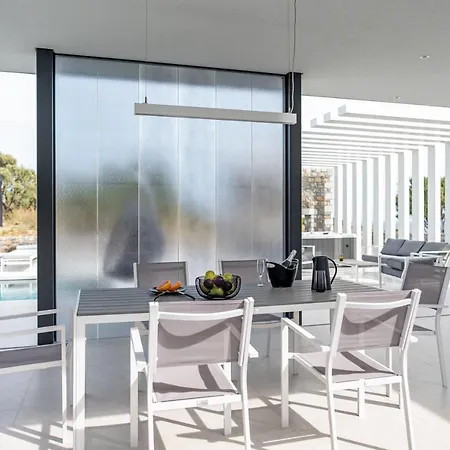 Amara Luxury