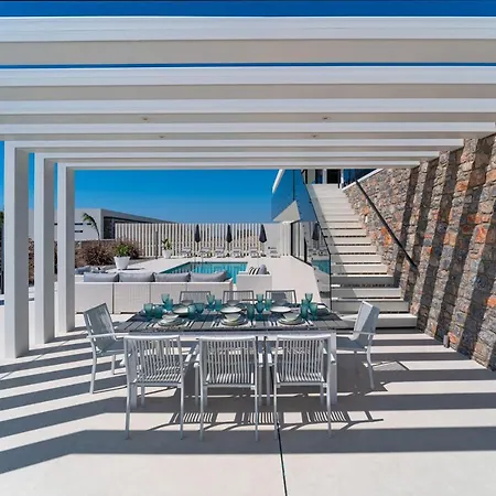 Amara Luxury Villa *