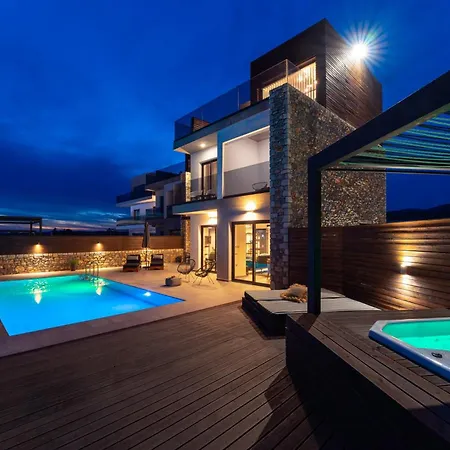 Amara Luxury ヴィラ *
