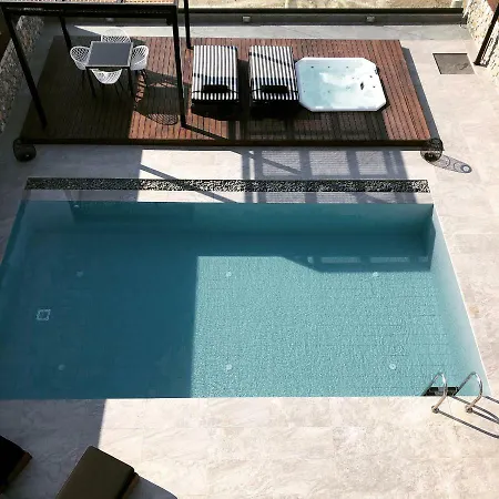 Amara Luxury Villa *