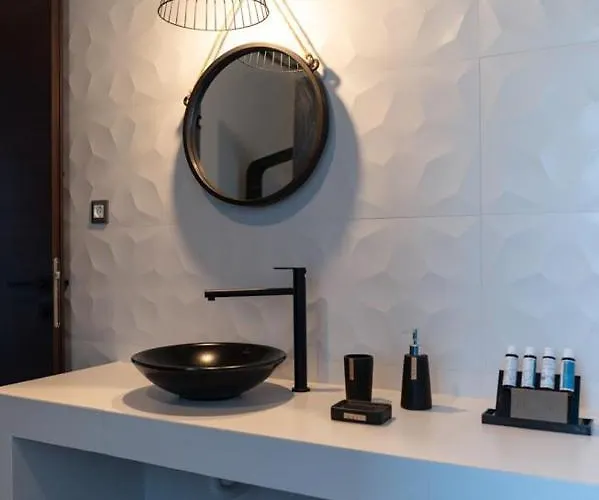 Amara Luxury * Lachania