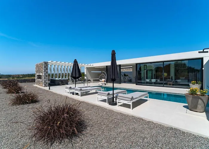 Amara Luxury 라카니아