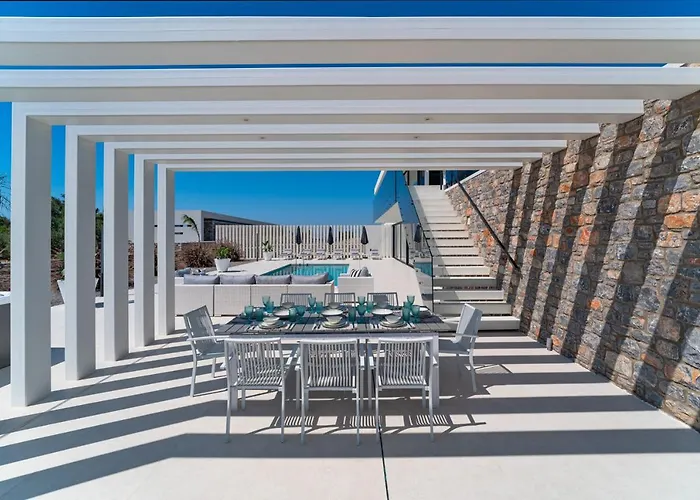 Amara Luxury Villa *