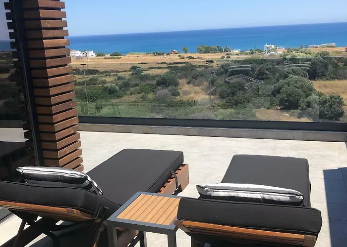 Amara Luxury Lachania