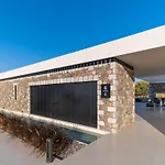 فيلة Amara Luxury