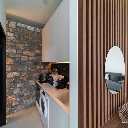 Amara Luxury Лакания